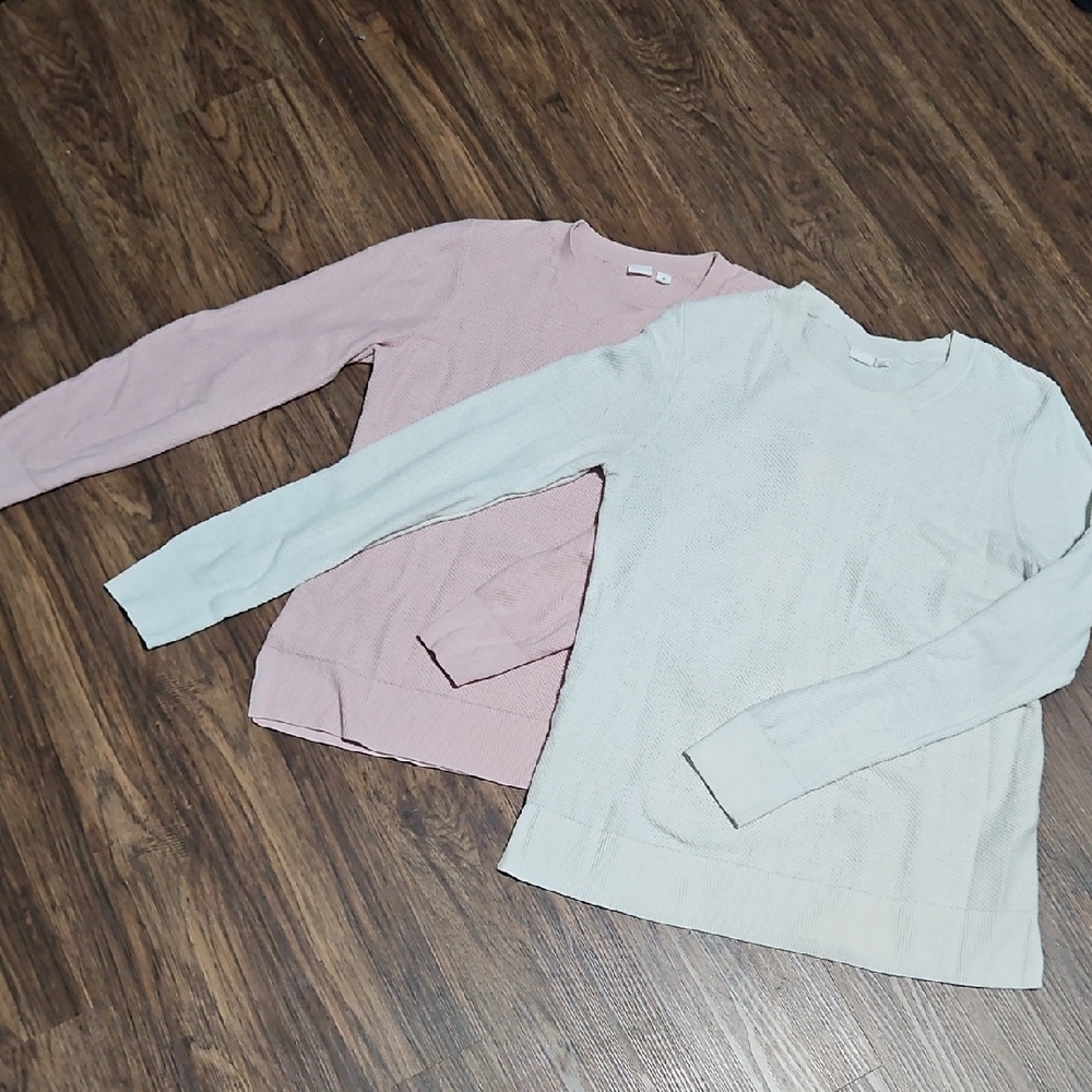 GAP Women's Sweater Bundle Pink & Cream Crew Neck Size Medium (2)